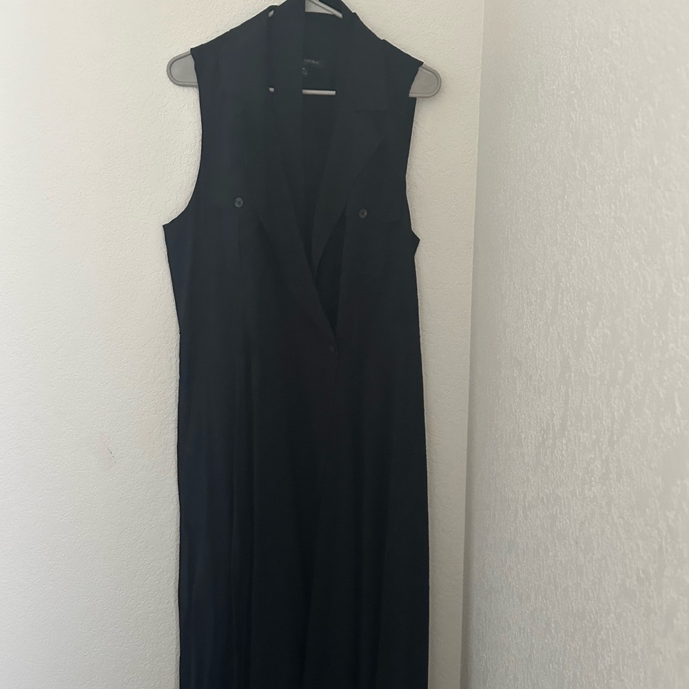 Elegant Black Sleeveless Dress